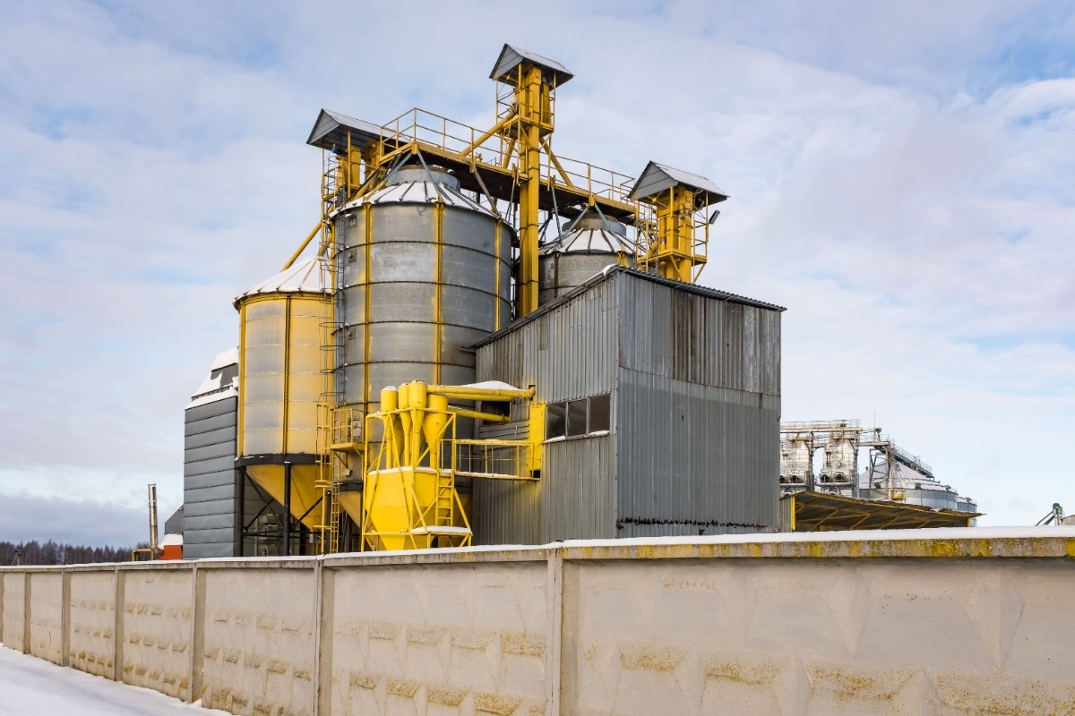 modern-cement-plant