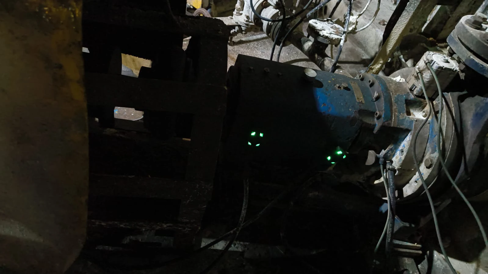 vEdge mounted on Black Liquid Pump