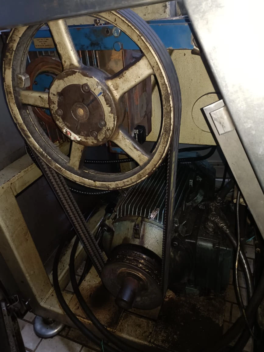vEdge mounted on Homogenizer Gearbox