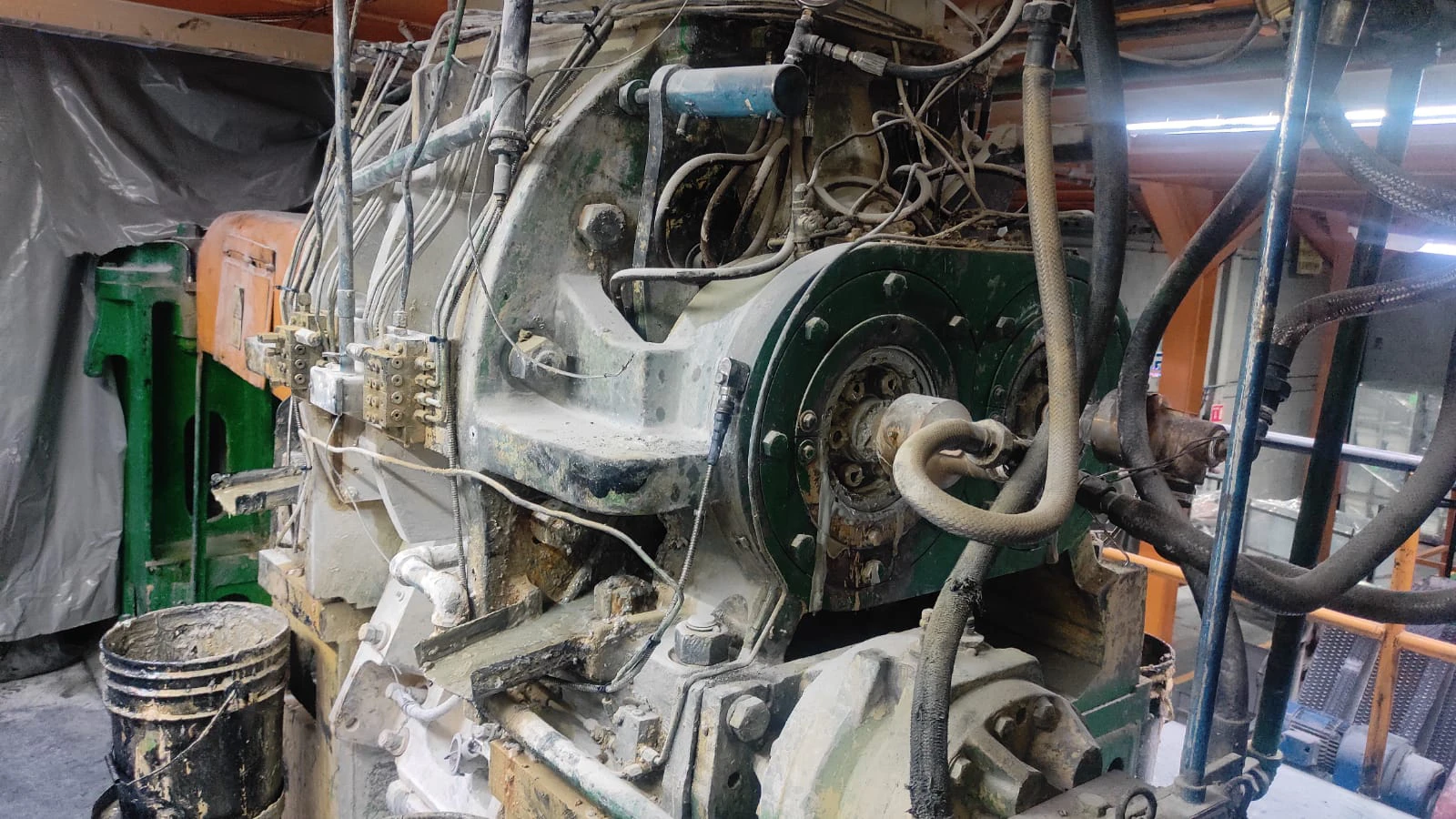 vSense mounted on Banbury Mixer Roll NDE