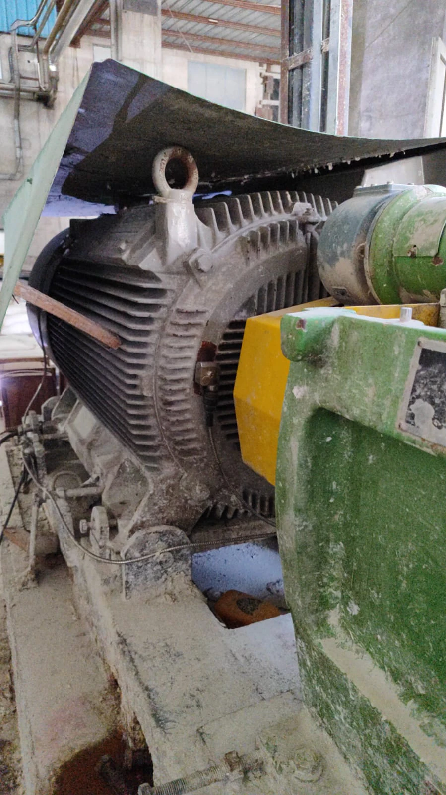 vSense mounted on Refiner Motor DE