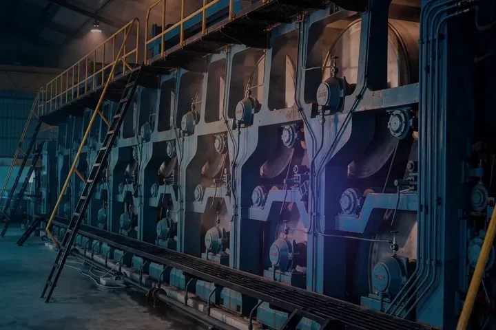 Pulp and Paper plant with a monitored critical asset